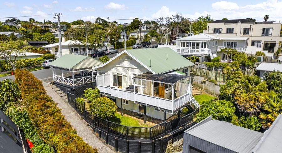  at 156 Bassett Road, Remuera, Auckland City, Auckland