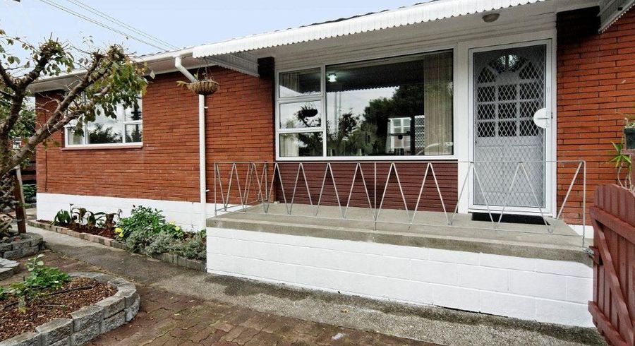  at 1/17 Woodward Rd, Mount Albert, Auckland City, Auckland