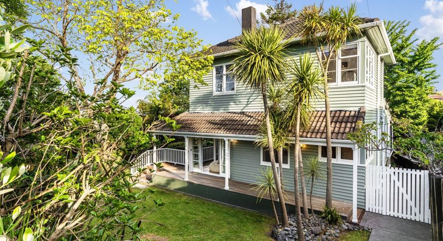  at 11 Newell Street, Point Chevalier, Auckland
