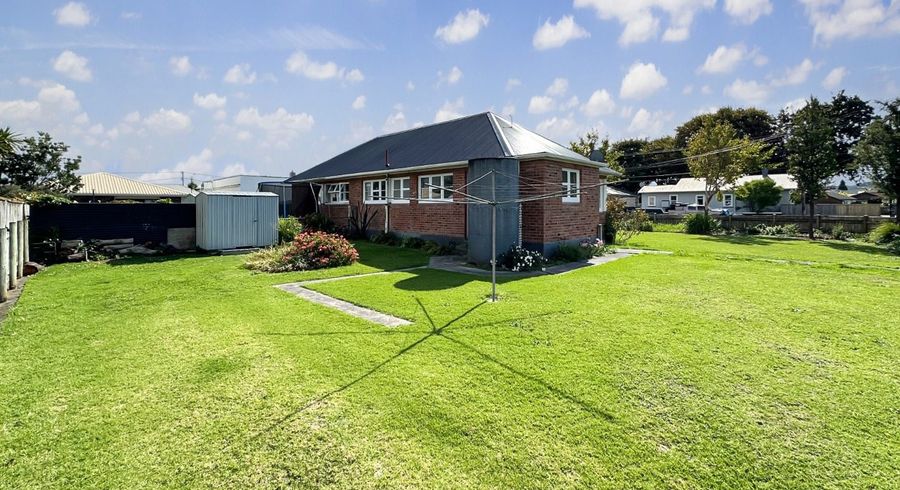  at 2 White Street, Whanganui East, Whanganui, Manawatu / Whanganui