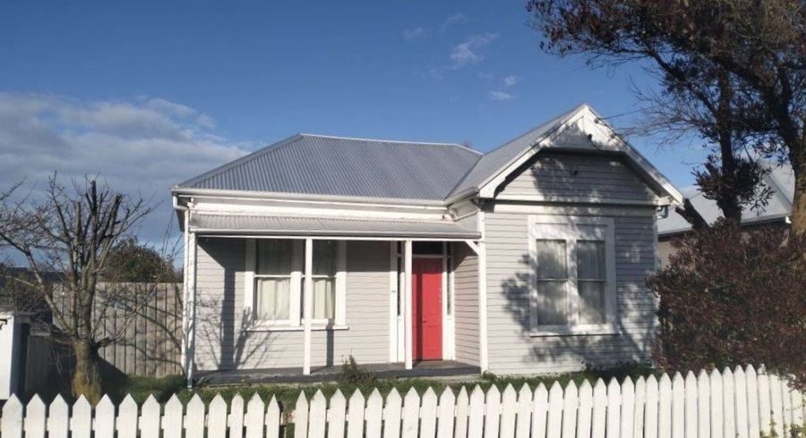  at 94 Olliviers Road, Phillipstown, Christchurch City, Canterbury