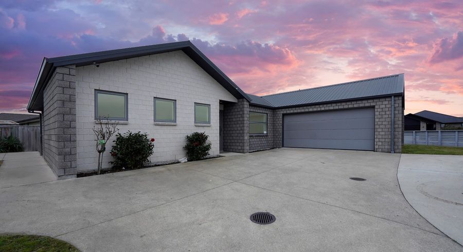  at 2 Cupples Street, Papamoa Beach, Papamoa