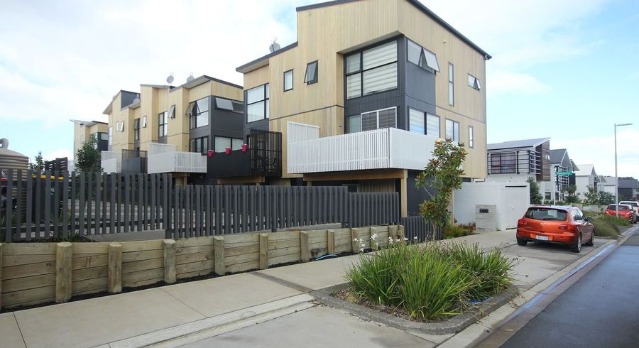  at 2 Pheasant Lane, Hobsonville, Waitakere City, Auckland