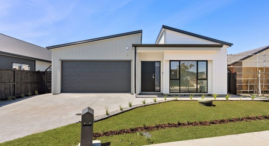  at 9 and 13 Arahi Road, Clevedon, Manukau City, Auckland