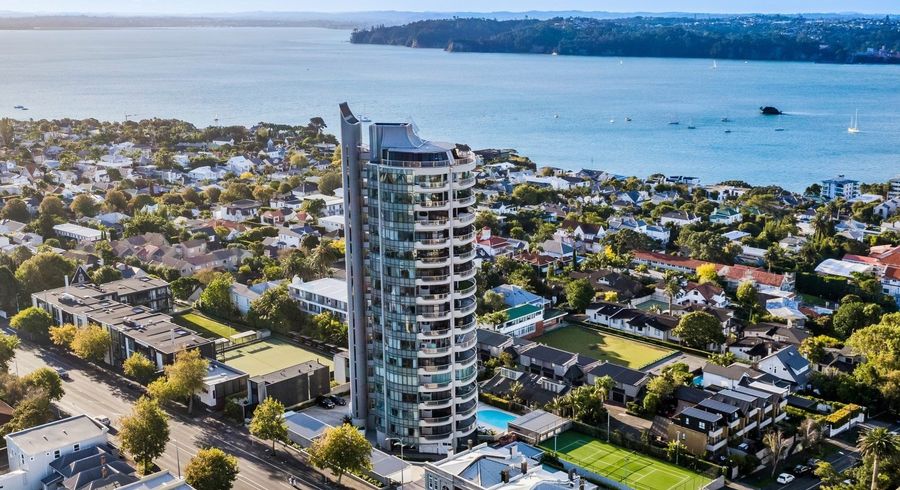  at 9/97 Jervois Road, Herne Bay, Auckland