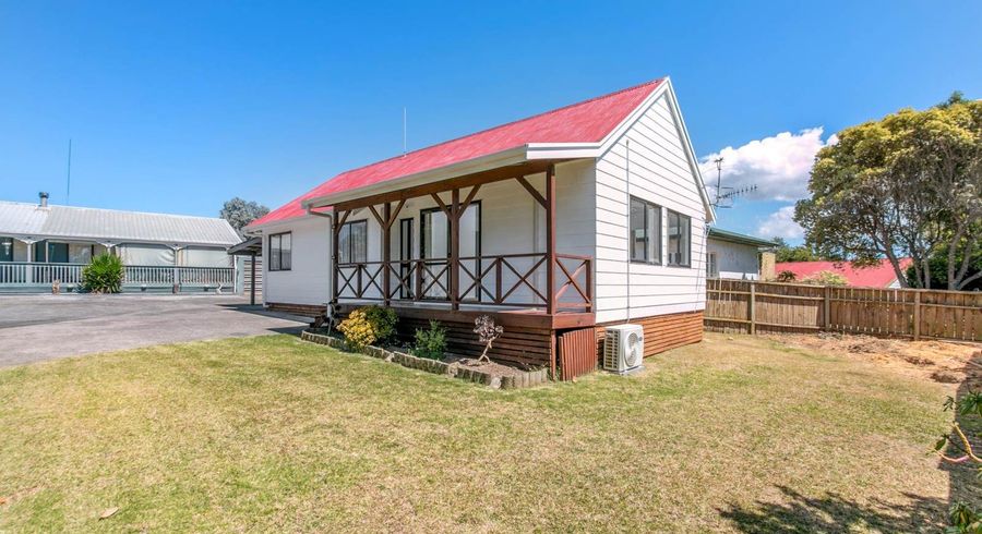  at 2/26 Queen Mary Avenue, New Lynn, Auckland