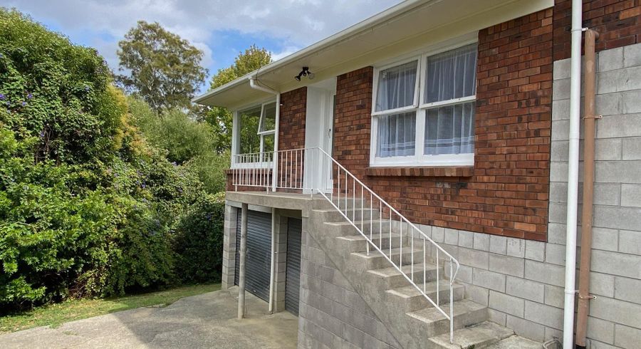  at 2/34 Segedin Place, Glenfield, Auckland