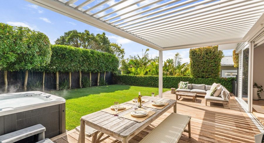  at 28 Warwick Avenue, Westmere, Auckland