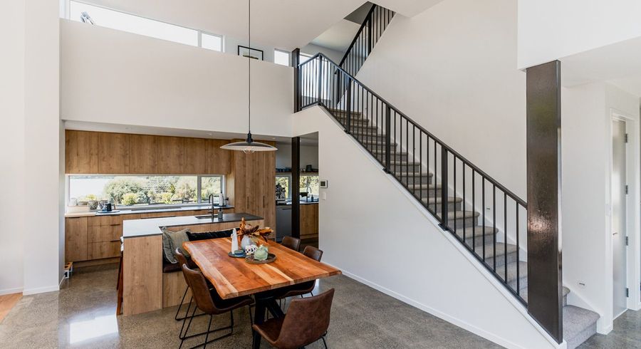  at 18 Macbeth Court, Milford, North Shore City, Auckland