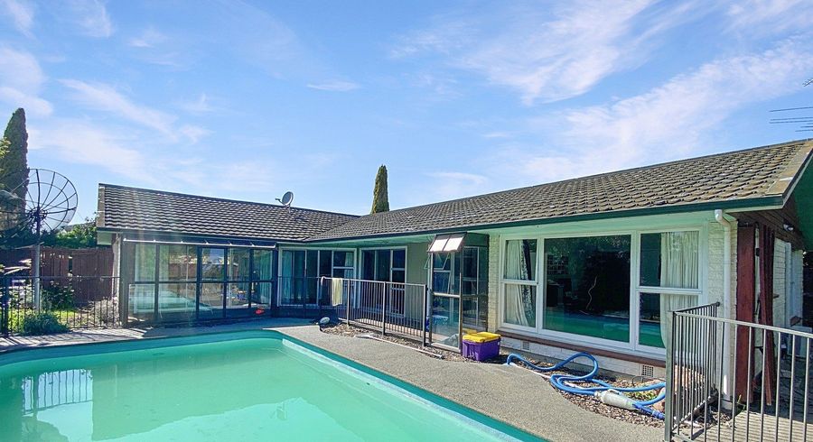  at 14 Rutherglen Avenue, Ilam, Christchurch City, Canterbury