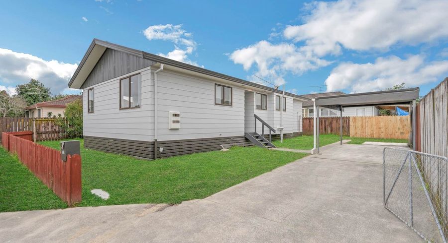  at 2/22 Trimdon Street, Randwick Park, Manukau City, Auckland