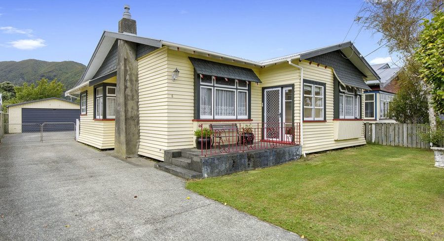  at 5 Moana Grove, Waiwhetu, Lower Hutt, Wellington
