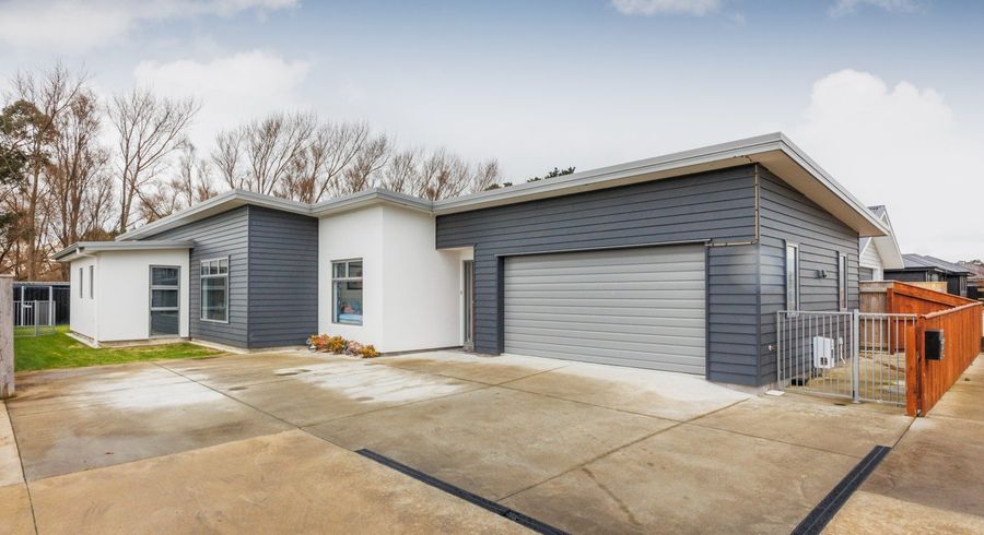  at 12 Ivy Lane, Kelvin Grove, Palmerston North