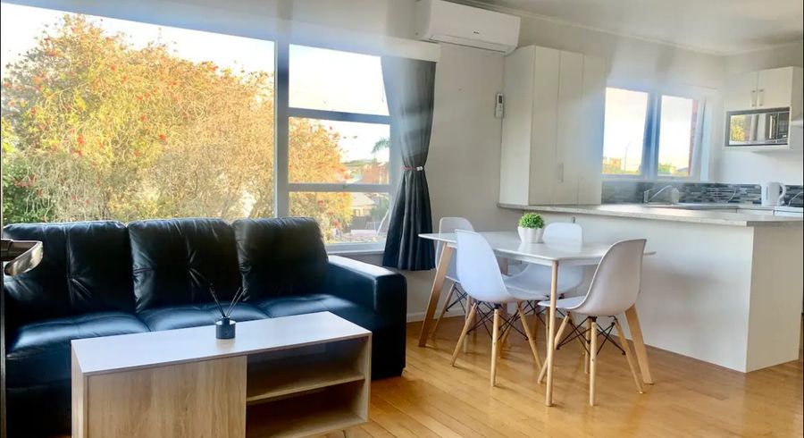  at 1/22 Margaret Place, Milford, Auckland