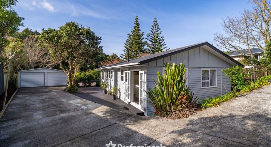  at 190 Dowse Drive, Maungaraki, Lower Hutt, Wellington