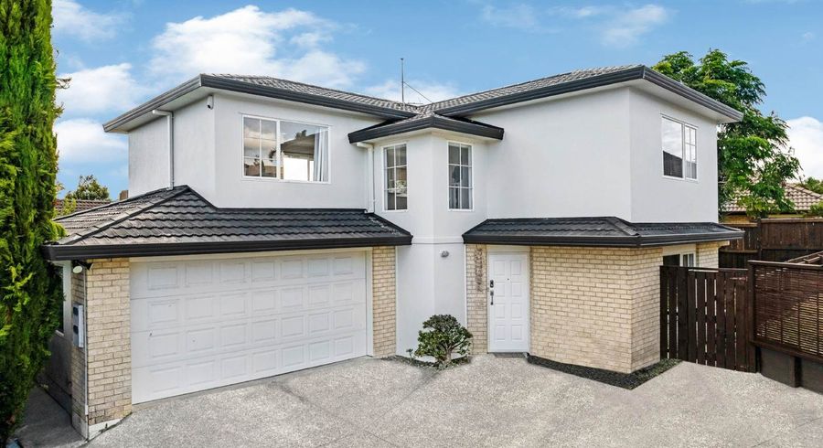  at 3 San Luis Place, Golflands, Manukau City, Auckland
