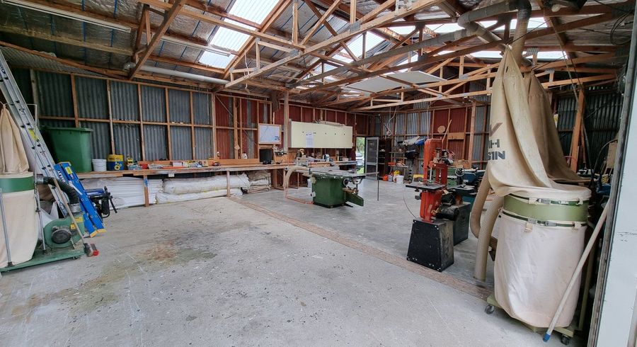  at 81265 State Highway 2, Mangatainoka, Pahiatua
