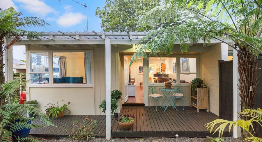  at 3/30 Atarangi Road, Greenlane, Auckland City, Auckland