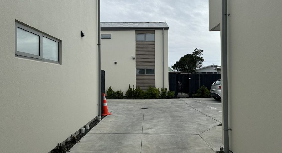  at 1/97  Simeon Street, Spreydon, Christchurch City, Canterbury