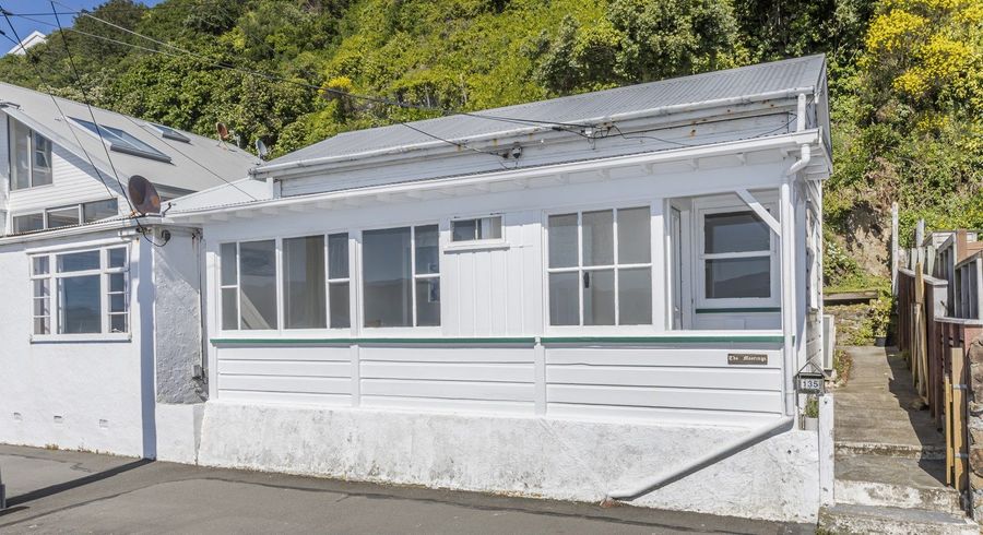 at 135 Marine Parade, Seatoun, Wellington