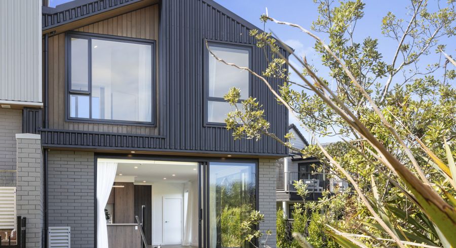  at 7/98-100 Walker Road, Point Chevalier, Auckland City, Auckland