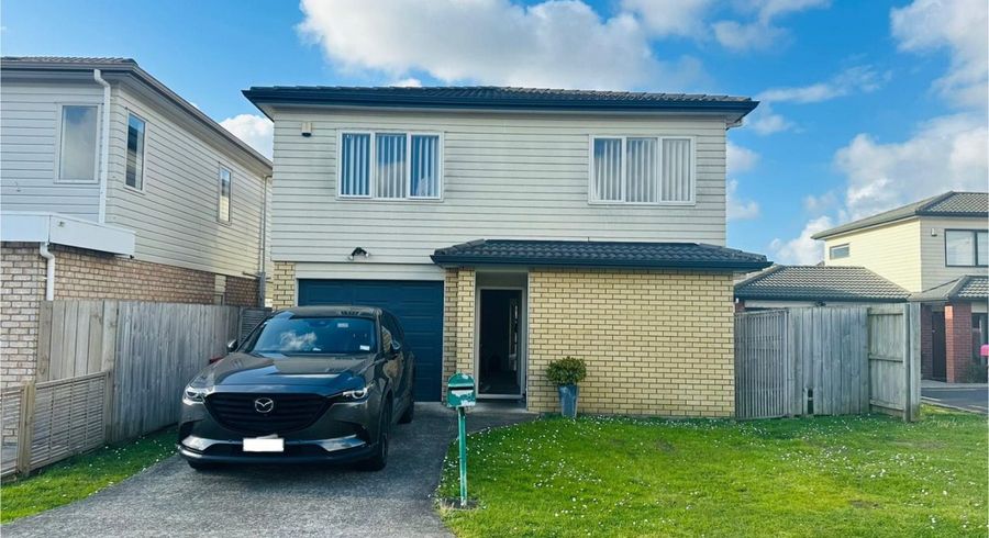  at 8 Magnolia Place, Flat Bush, Manukau City, Auckland