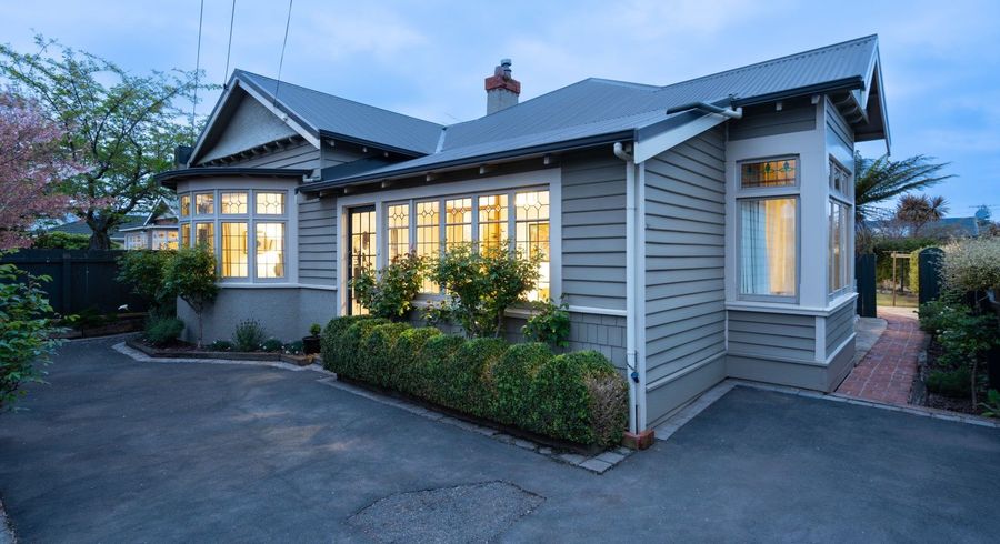  at 20 Coughtrey Street, Saint Clair, Dunedin