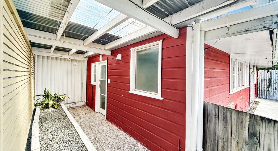  at 27a Park Road, West End, Palmerston North, Manawatu / Whanganui