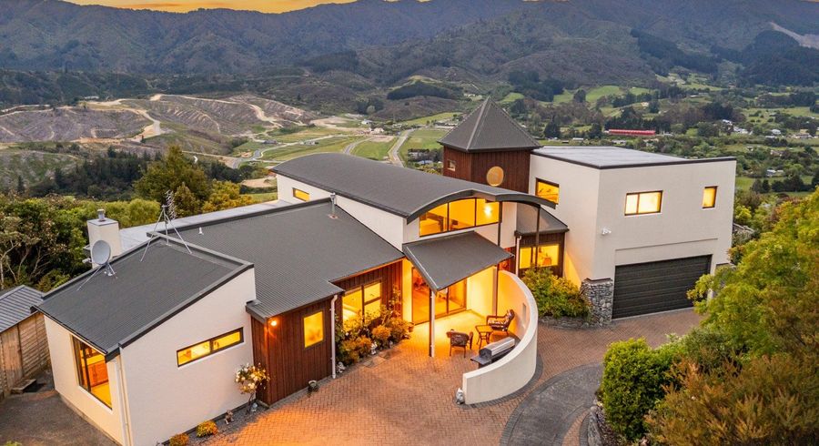  at 69 Mount Marua Way, Mount Marua, Upper Hutt, Wellington