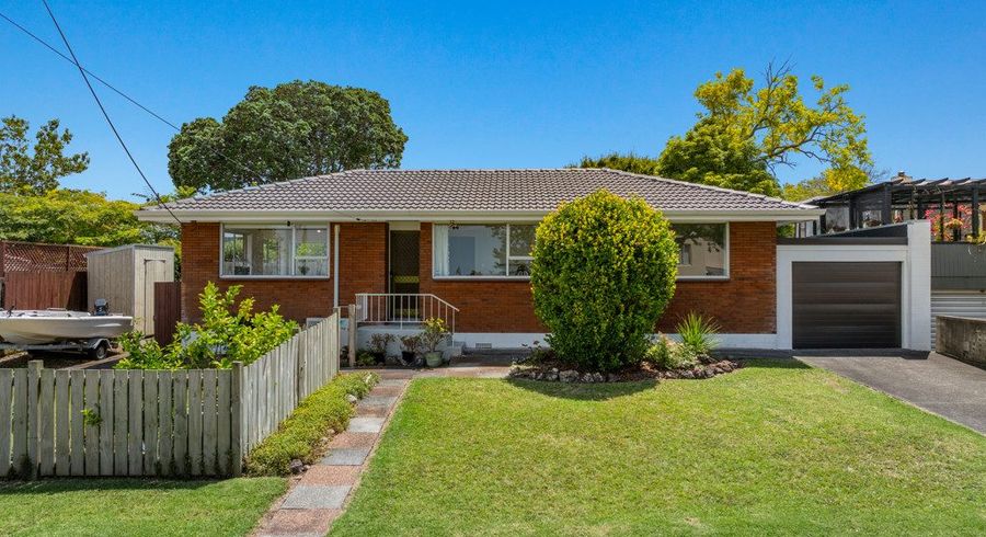  at 1 Trinidad Road, Sunnynook, Auckland