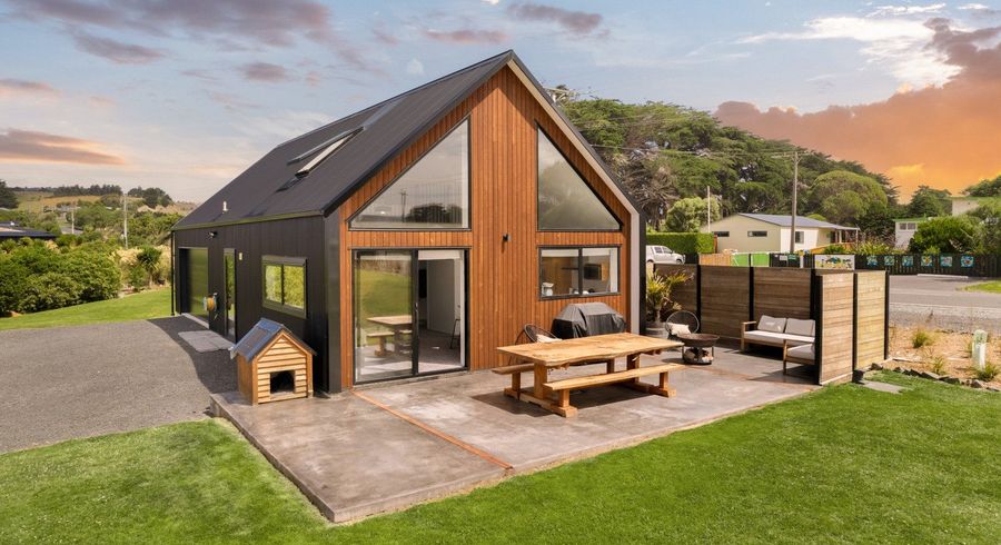  at 209 Moturata Road, Brighton