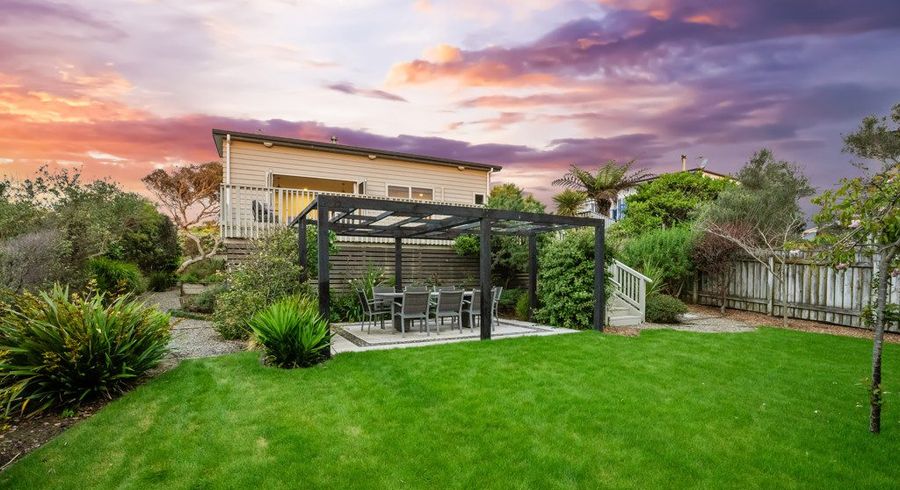  at 7B Titoki Road, Waikanae Beach, Kapiti Coast, Wellington