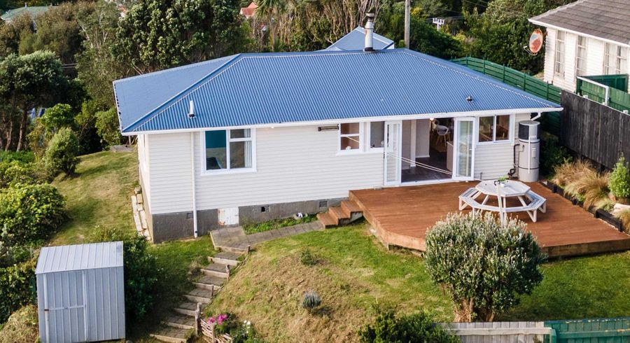  at 26 Lyndfield Lane, Newlands, Wellington