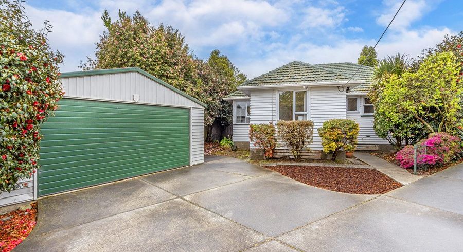  at 3 Sealy Place, Bryndwr, Christchurch