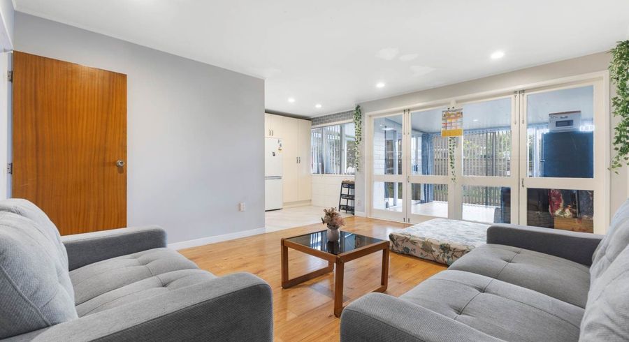  at 2/232 St George Street, Papatoetoe, Manukau City, Auckland