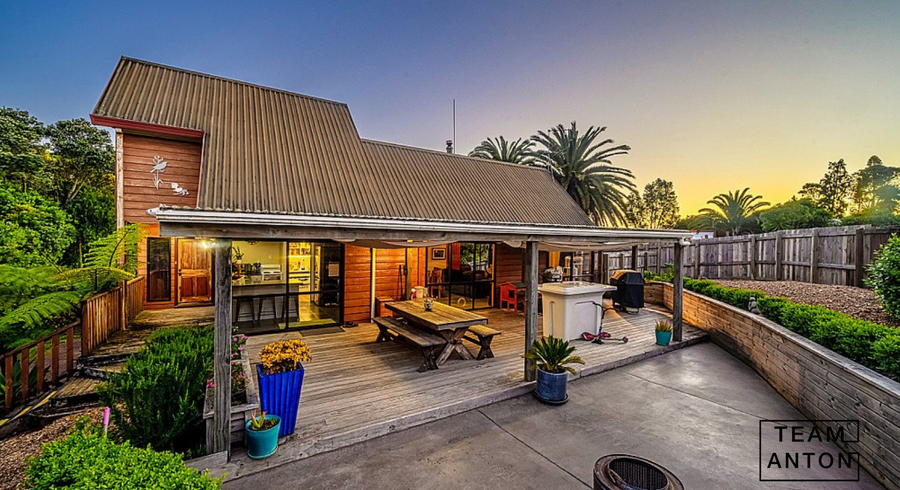  at 11 Redmount Place, Red Hill, Papakura