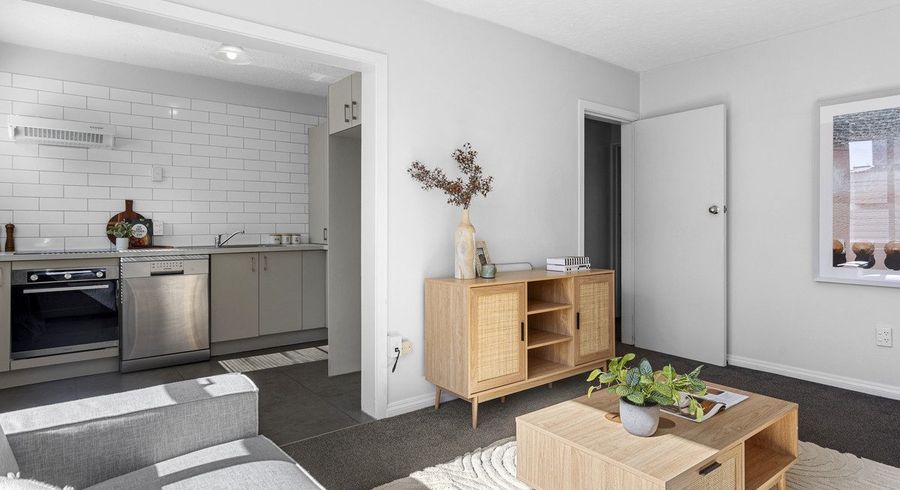  at 2/73 Clare Road, St Albans, Christchurch