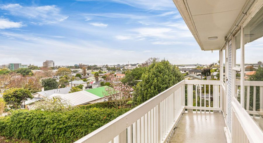  at 8/2A Ewenson Avenue, Ellerslie, Auckland City, Auckland