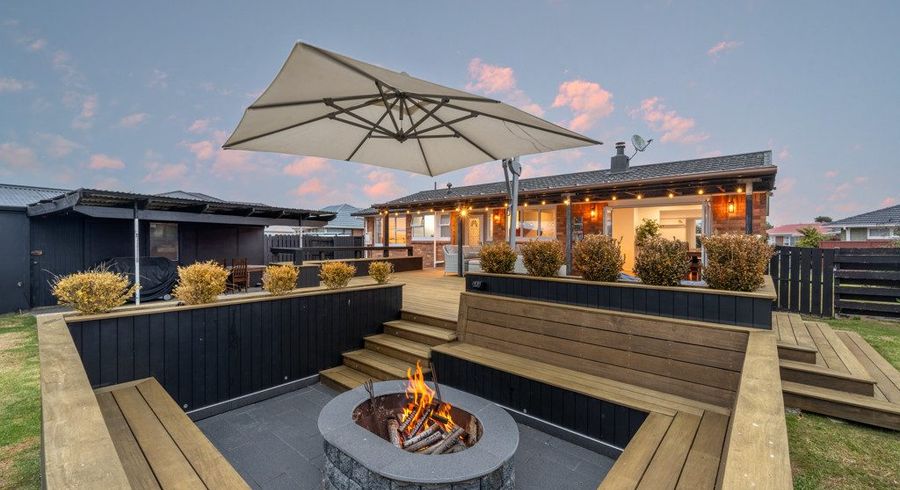  at 14 Holden Place, Manukau, Manukau City, Auckland