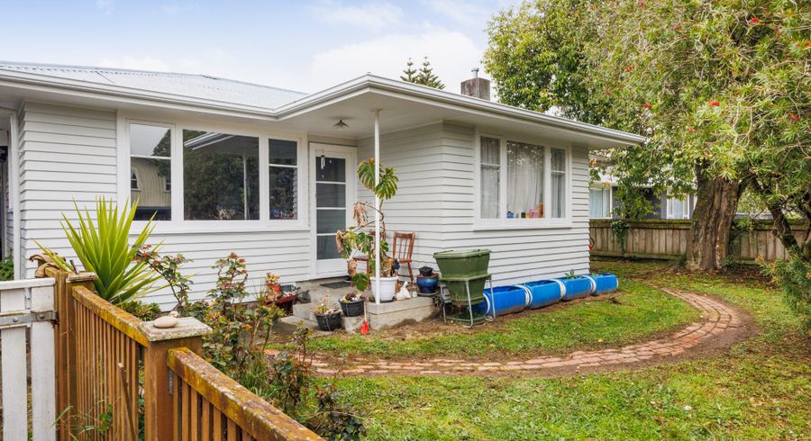  at 19 Epsom Road, Hokowhitu, Palmerston North, Manawatu / Whanganui