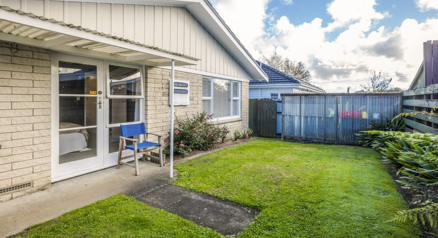 at 2/16 Duke Street, Papakura, Auckland
