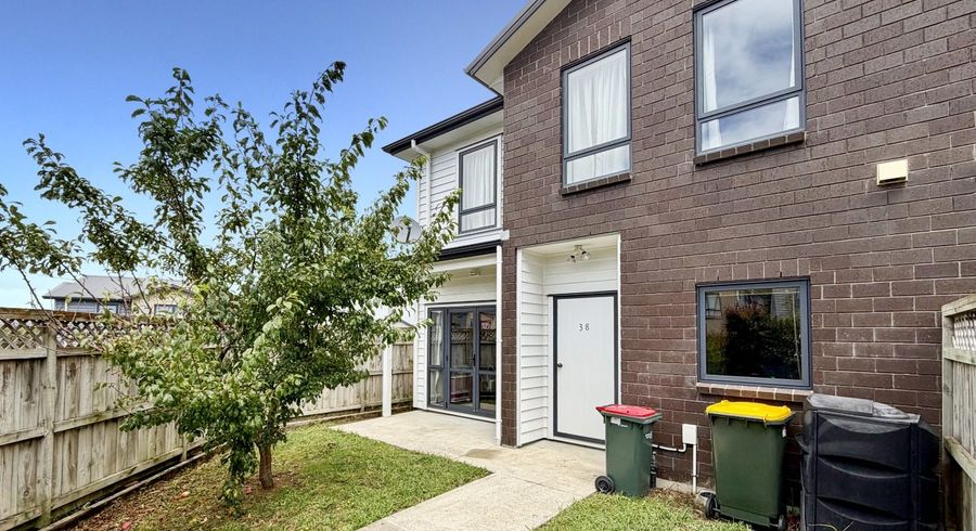  at 38 Ipukarea Street, Weymouth, Manukau City, Auckland