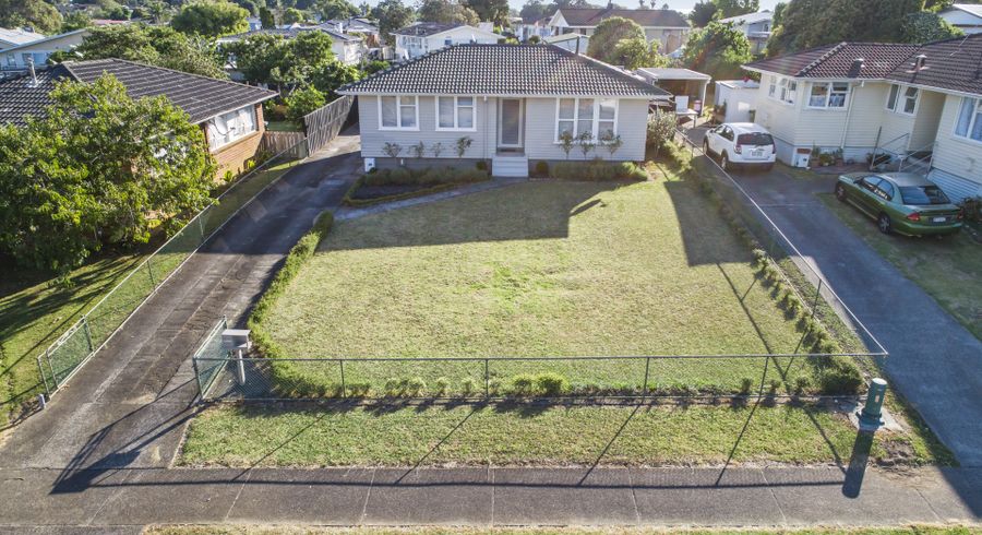  at 19 Mcnaughton Avenue, Mangere East, Auckland