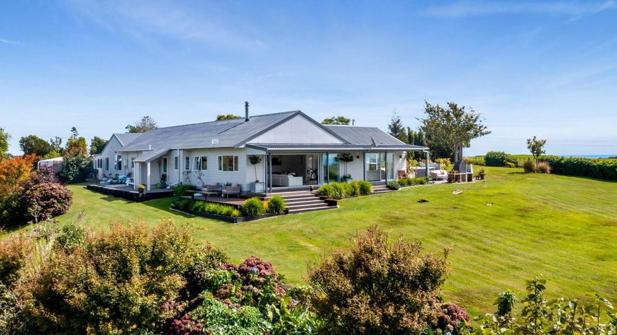  at 203 Upper Timaru Road, Pitone, New Plymouth