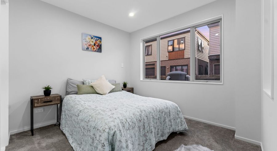  at 4/8 Reeves Avenue, Papatoetoe, Manukau City, Auckland