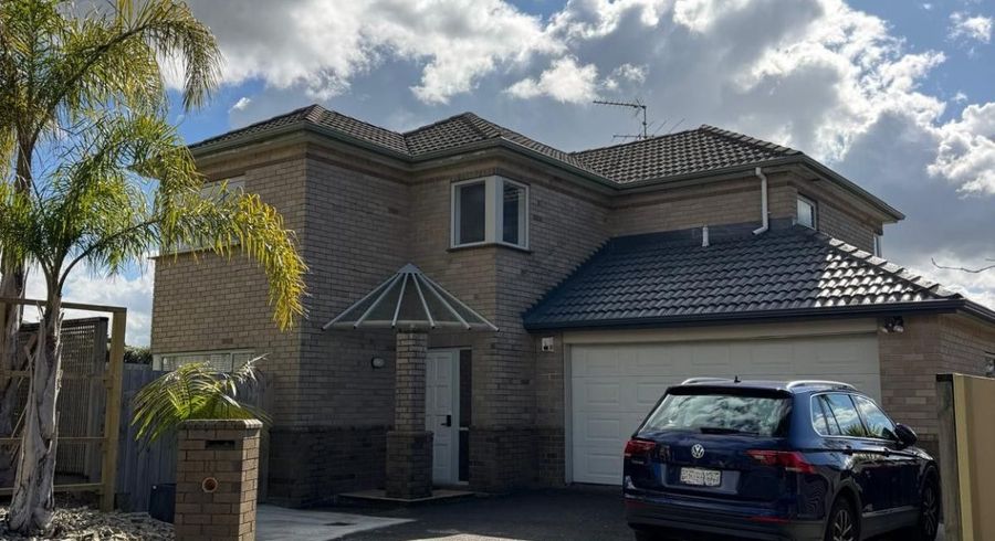  at 11 Amherst Place, Albany, North Shore City, Auckland