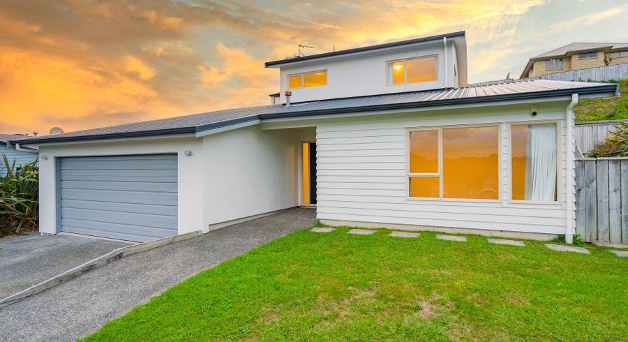  at 20 Dusky Crescent, Aotea, Porirua