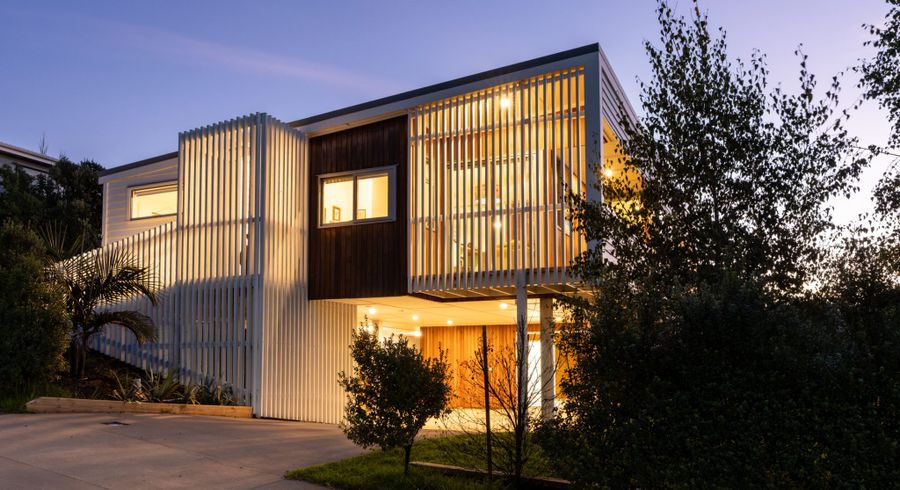  at 6 Pine Ridge Terrace, Waikanae Beach, Kapiti Coast, Wellington