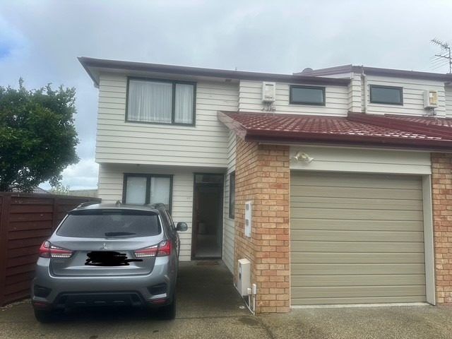  at 27/22 Northcross Drive, Northcross, North Shore City, Auckland