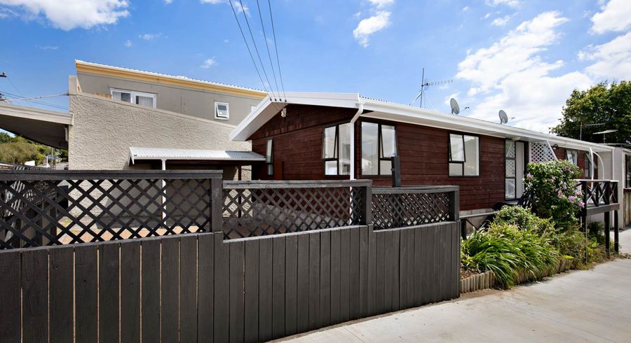  at 1/15 Garland Road, Greenlane, Auckland